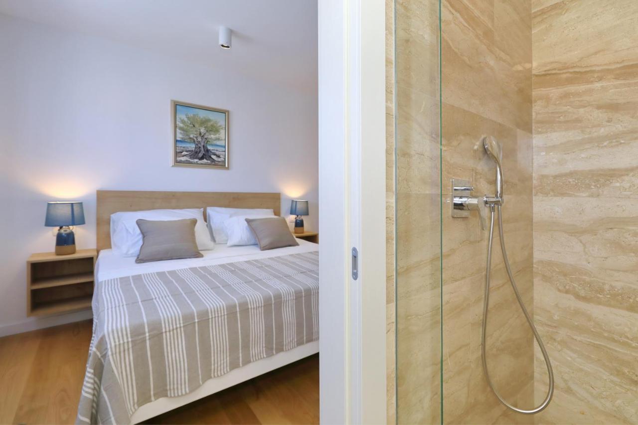 Penthouse Diem - Private Pool With Sea View Zadar Luaran gambar