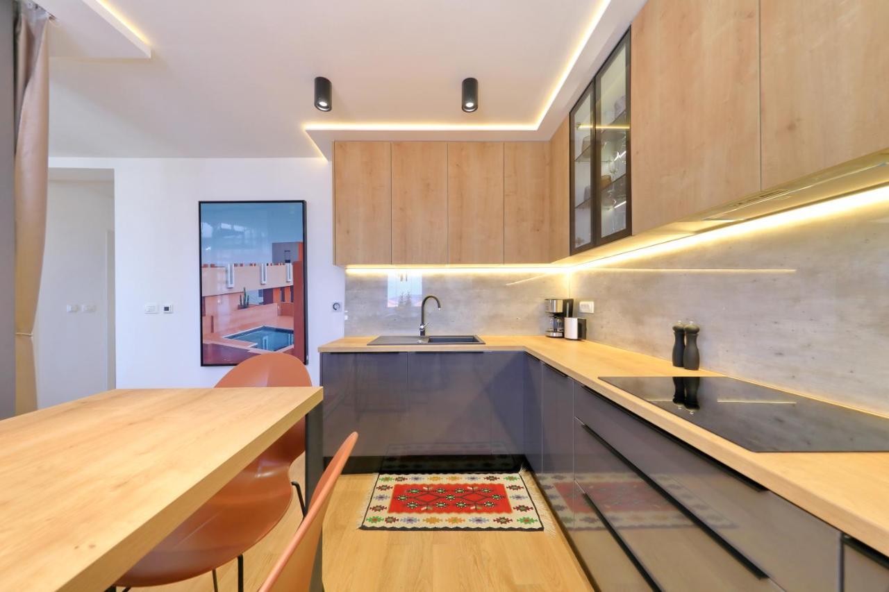 Penthouse Diem - Private Pool With Sea View Zadar Luaran gambar