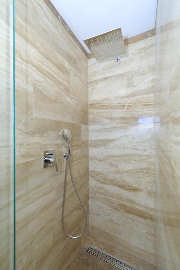 Penthouse Diem - Private Pool With Sea View Zadar Luaran gambar